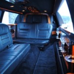 6 Passenger - Black Lincoln - Hummer hire